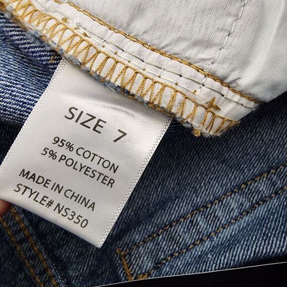 Fashion Nova Womens Denim Shorts Size 7 Blue High Rise Button Fly Distressed Rip - Picture 10 of 11